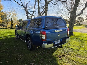 2022 Mitsubishi Triton | DC GLXR 6AT 2.4D/4WD | 32394 | 7