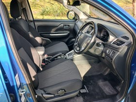 2022 Mitsubishi Triton | DC GLSB 4WD 6AT 2.4D | 32495 | 4