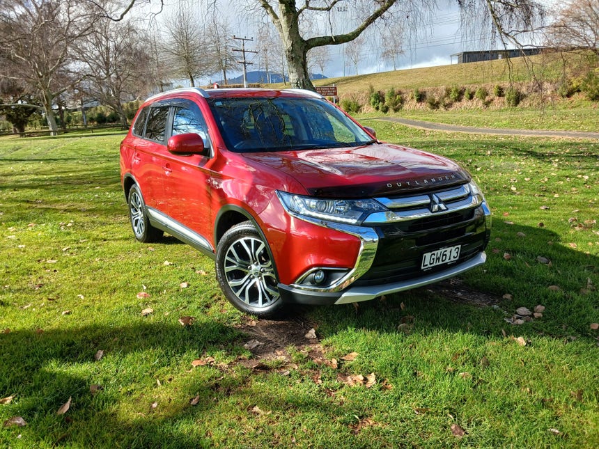 2018 Mitsubishi Outlander | LS 2.4P/4WD/CVT | 32597 | 1