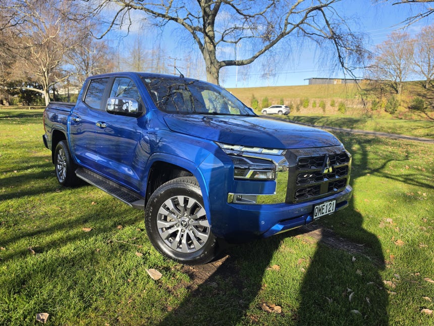 2024 Mitsubishi Triton | DC GLXR 6AT 2.4DT | 32691 | 1