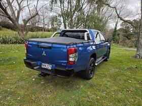 2021 Mitsubishi Triton | DC GLSB 4WD 6AT 2.4D | 32764 | 3