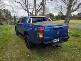 2021 Mitsubishi Triton | DC GLSB 4WD 6AT 2.4D | 32764 | 6