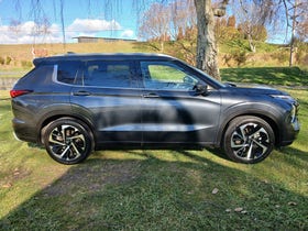 2024 Mitsubishi Outlander | VRX 2.5P/4WD/CVT | 32886 | 4