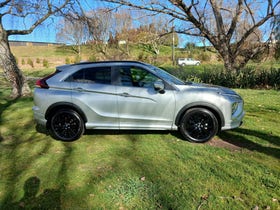 2024 Mitsubishi Eclipse Cross | VRX 1.5PT/8CVT | 32947 | 4