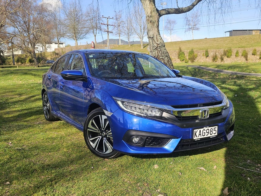 2016 Honda Civic | NT TURBO 1.5PT/CVT | 32990 | 1