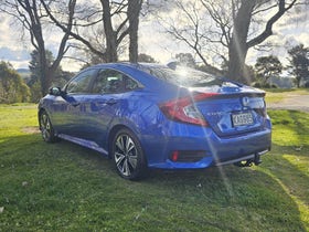 2016 Honda Civic | NT TURBO 1.5PT/CVT | 32990 | 6
