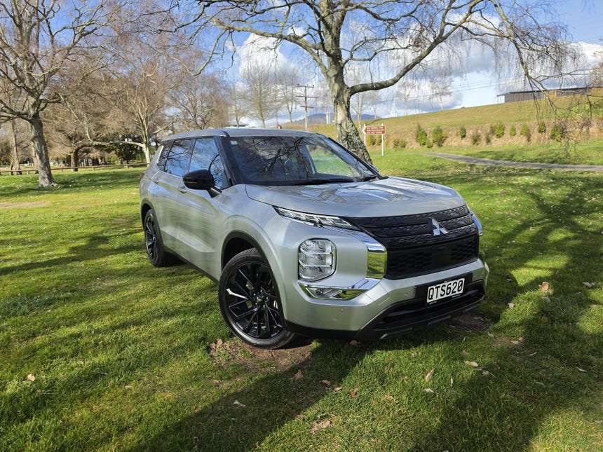2024 Mitsubishi Outlander | SPORT 2.5P/4WD/CVT | 32997 | 1