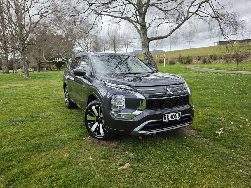 2026 Mitsubishi Outlander | VRX PHEV/4WD/AT | 33115 | 1