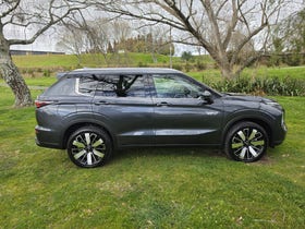 2026 Mitsubishi Outlander | VRX PHEV/4WD/AT | 33115 | 2