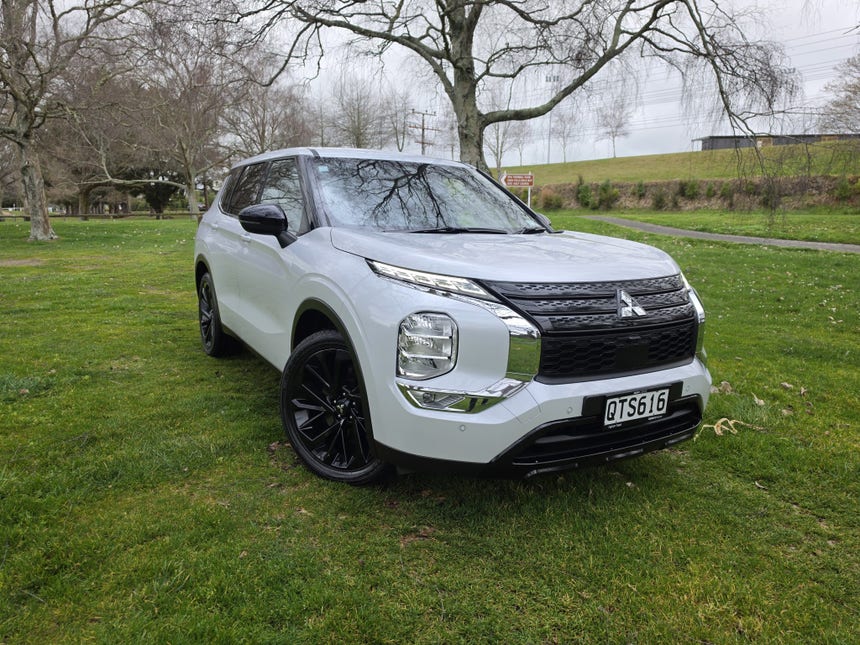 2024 Mitsubishi Outlander | SPORT 2.5P/4WD/CVT | 33127 | 1
