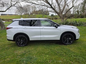 2024 Mitsubishi Outlander | SPORT 2.5P/4WD/CVT | 33127 | 2