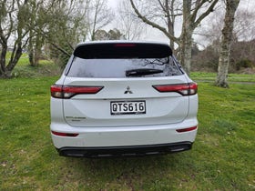 2024 Mitsubishi Outlander | SPORT 2.5P/4WD/CVT | 33127 | 4