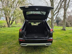 2024 Mitsubishi Outlander | VRX 2.5P/4WD/CVT | 33128 | 6