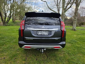 2022 Mitsubishi Pajero Sport | VRX 2.4D/4WD/8AT | 33335 | 4