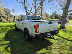 2021 Nissan Navara | SL 2.3D/6MT | 33396 | 7