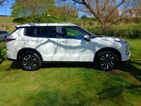 2026 Mitsubishi Outlander | LS 2.5P/CVT | 33459 | 3