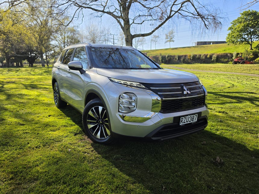 2026 Mitsubishi Outlander | LS 2.5P/CVT | 33522 | 1