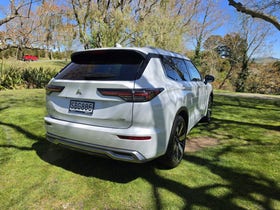 2026 Mitsubishi Outlander | VRX 2.5P/CVT | 33523 | 3
