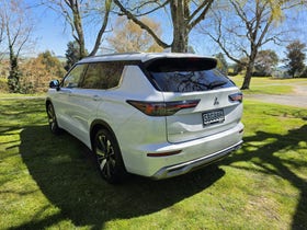 2026 Mitsubishi Outlander | VRX 2.5P/CVT | 33523 | 6