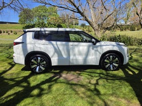 2026 Mitsubishi Outlander | VRX 2.5P/CVT | 33524 | 2