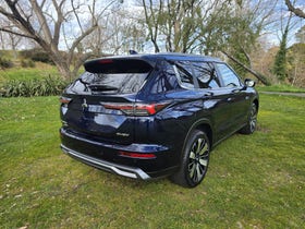 2026 Mitsubishi Outlander | XLS PHEV/4WD/AT | 33534 | 3
