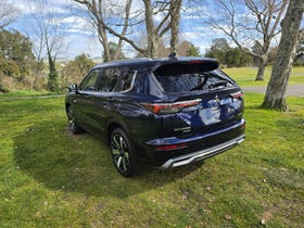 2026 Mitsubishi Outlander | XLS PHEV/4WD/AT | 33534 | 6