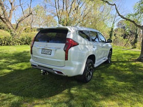 2026 Mitsubishi Pajero Sport | VRX 2.4D/4WD/8AT | 33706 | 3