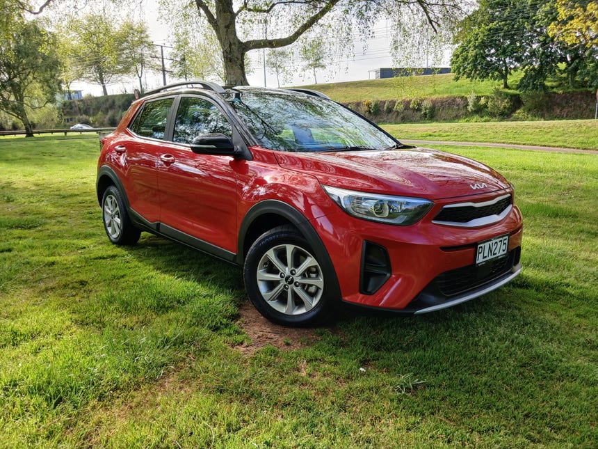 2022 Kia Stonic | LX 1.4P/6AT | 33790 | 1