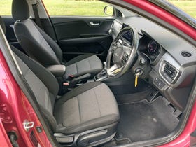 2022 Kia Stonic | LX 1.4P/6AT | 33790 | 5