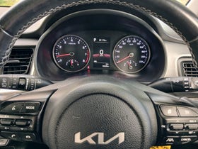 2022 Kia Stonic | LX 1.4P/6AT | 33790 | 6