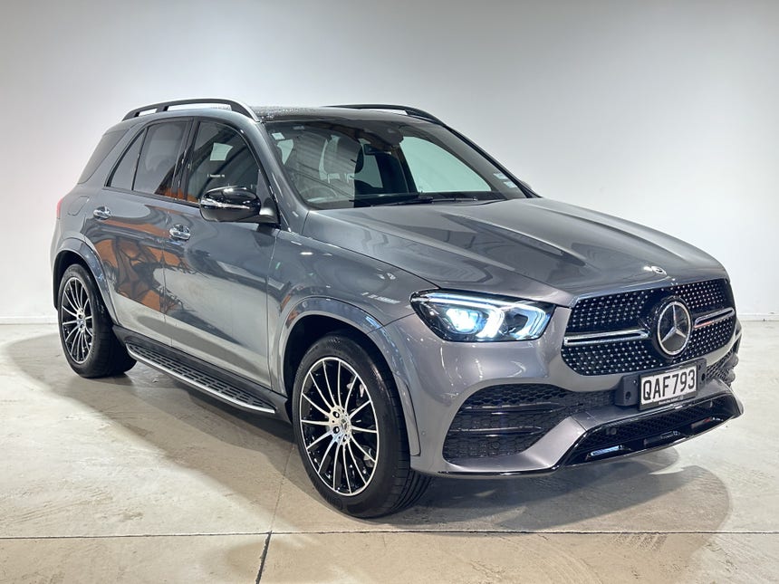 2023 Mercedes-Benz GLE 300 d | GLE300D 2.0DT/4WD/9AT | 22014 | 1