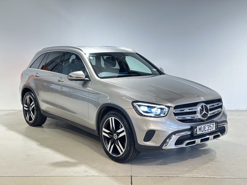2020 Mercedes-Benz GLC 300 | GLC300 2.0P/4WD/9AT | 22595 | 1