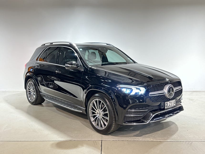 2022 Mercedes-Benz GLE 300 d | GLE300D 2.0D/4WD/9AT | 23058 | 1