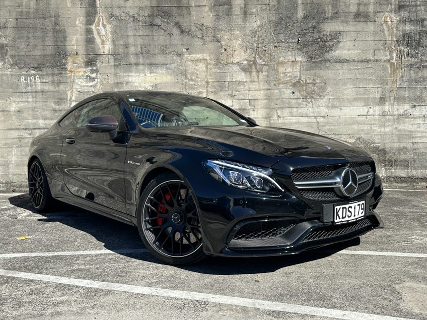 2016 Mercedes-Benz C 63 S | C 63 S Coupe 4.0P/7AT/SP/2 | 26257 | 1