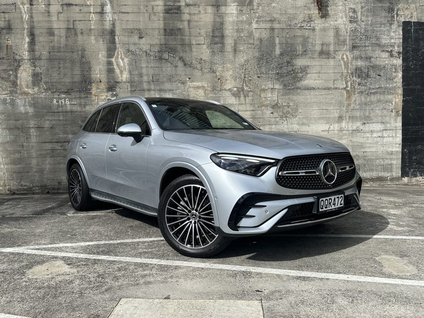 2023 Mercedes-Benz GLC 300 | GLC300 2.0PMH/4WD/9AT | 26654 | 1