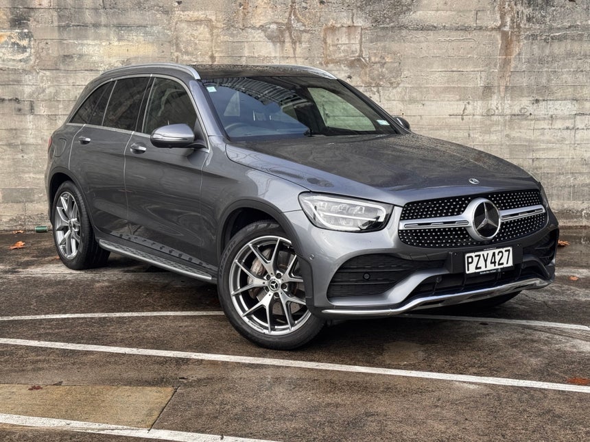 2023 Mercedes-Benz GLC 300 | 2.0P/4WD/9AT | 26952 | 1