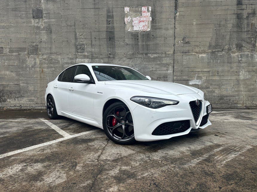 2020 Alfa Romeo GIULIA | VELOCE 2.0PT/8AT | 27094 | 1