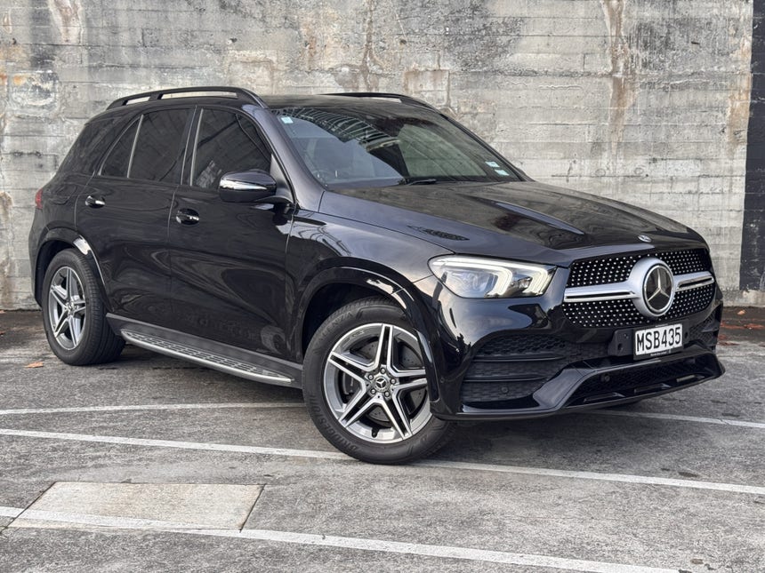 2020 Mercedes-Benz GLE 300 d | 300D 2.0D/4WD/9AT | 27384 | 1