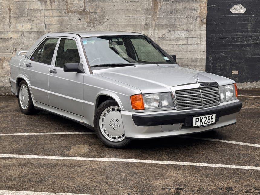 1989 Mercedes-Benz 190 E | 2.5 V16 | 27668 | 1