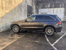 2021 Mercedes-Benz GLC 200 | 2.0P/9AT | 27720 | 6