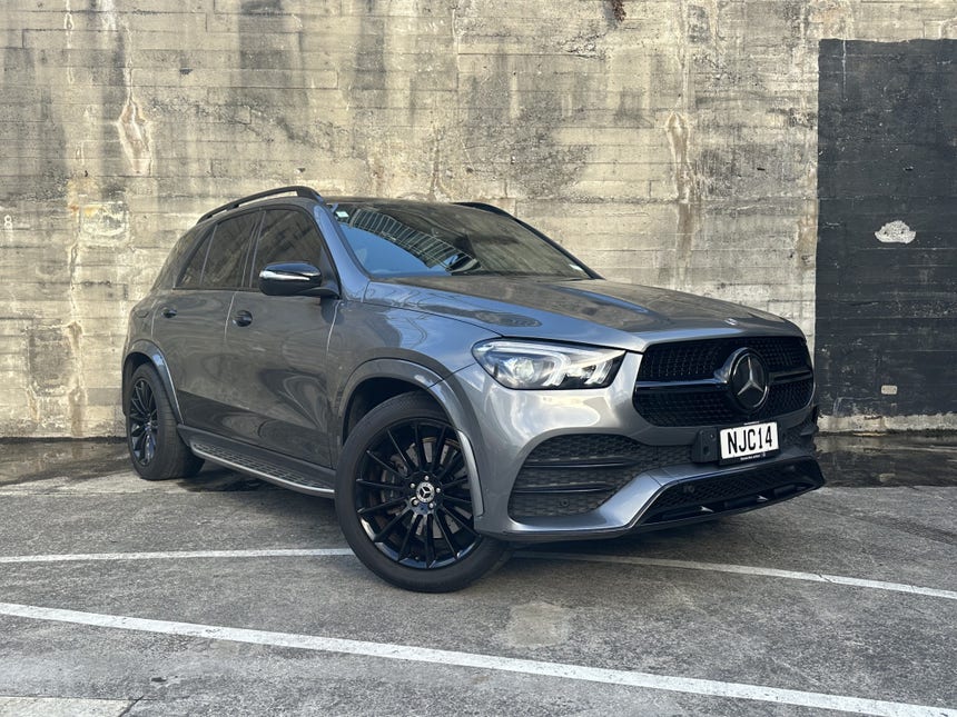 2020 Mercedes-Benz GLE 300 d | 300D 2.0D/4WD/9AT | 27715 | 1