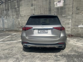 2022 Mercedes-Benz GLE 300 d | 300D 2.0D/4WD/9AT | 28900 | 4