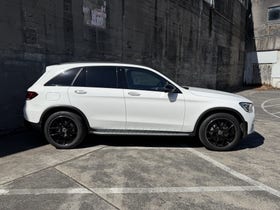 2022 Mercedes-Benz GLC 300 e | 300 E PHEV/4WD/9AT | 29439 | 2