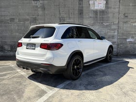 2022 Mercedes-Benz GLC 300 e | 300 E PHEV/4WD/9AT | 29439 | 3