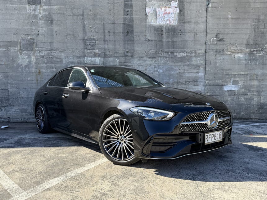 2025 Mercedes-Benz C 300 | C 300 2.0PMH/9AT | 29541 | 1