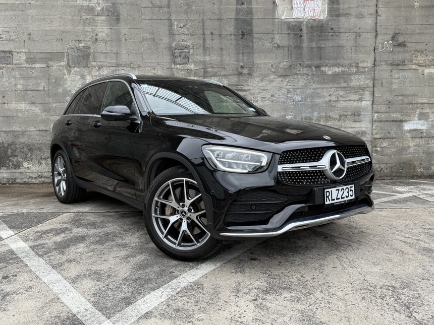 2021 Mercedes-Benz GLC 200 | 2.0P/9AT | 29745 | 1