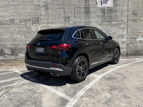 2025 Mercedes-Benz GLA 200 | 200 1.3PT/7AT | 29098 | 3