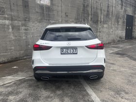 2025 Mercedes-Benz GLA 200 | 200 1.3PT/7AT | 30047 | 4