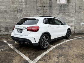 2020 Mercedes-Benz GLA 250 | 250 4MATIC 2.0P/4WD | 30046 | 3