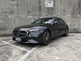 2025 Mercedes-Benz E 200 | E200 2.0PT/9AT | 30285 | 7